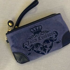 JUICY COUTURE WRISTLET WALLET